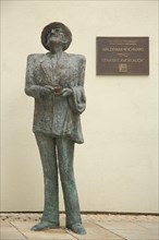Memorial to opera singer Waldemar Reichhard alias the Garlic King in Wiesbaden