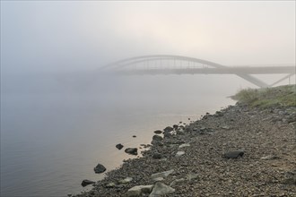Elbe and Waldschloesschenbruecke in dense morning fog