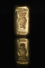 100 gram gold bar from Heraeus