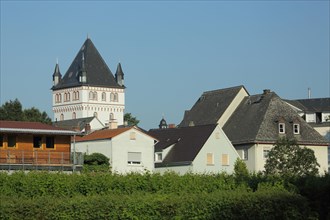 View of town tower in Eltville