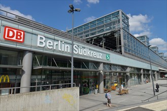 Suedkreuz station