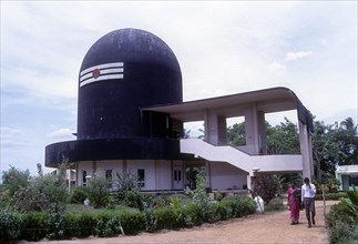 Modern Shivalingam in Chinmaya Misson's Sarveshwara Meditation centre