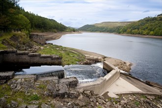 Low water level in reservoir