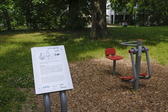 Fitness equipment in the park of Villa Louis Laiblin