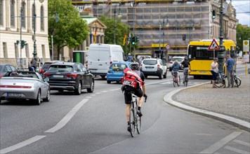 Cyclists using the bus lane Unter den Linden