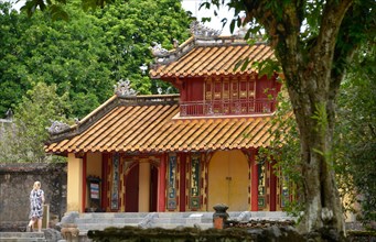 Chuong Duc Gate