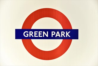 GREEN PARK underground sign