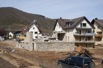 Abriss eines Wohnhauses in Altenburg nach der Flutkatastrophe an der Ahr. Altenburg