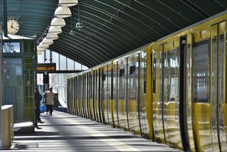 Eberswalder Strasse underground station