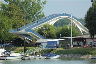 Dyckerhoff bridge at the harbour in Schierstein