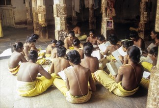 Vedic school in Tirupparankundram