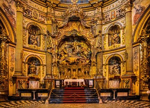 Main altar of San Salvador