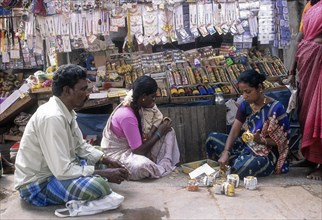 Bangles sale at Virudhachalam