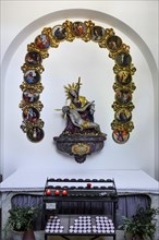 Side altar with Pieta