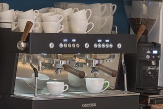2gruppige Espressomaschine in einem Cafe