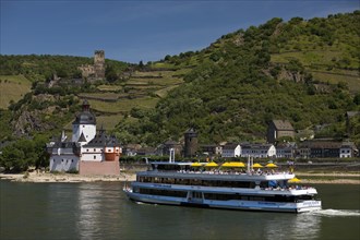 Gutenfels Castle and Pfalzgrafenstein Castle with excursion boat Vater Rhein