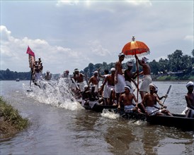 Aranmula vallamkali or Aranmula snake boat race festival