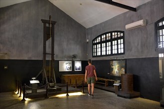 Hoa Lo Prison