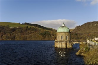 View of the reservoir and gravity-fed aqueduct building