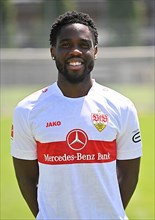 Orel Mangala VfB Stuttgart Portraittermin VfB Stuttgart 2022 2023 Licence Player Football 1. Bundesliga Men GER Stuttgart 05. 07. 2022