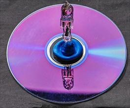 Halogen bulb on CD