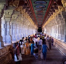 Longest temple corridor