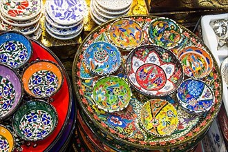 Traditional Turkish ceramic plates in bazaar