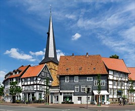 Church of the Apostles and ring-shaped development with historic half-timbered houses
