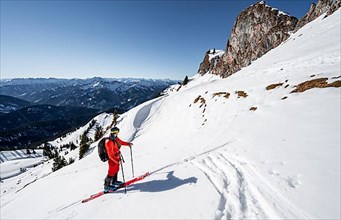Ski tourers on a ski tour on the Rotwand, in winter