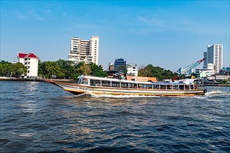 River ferry, Chao Phraya River