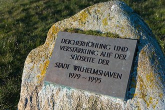 Memorial stone for the raising of the dyke, DYKE RAISING AND STRENGTHENING ON THE SOUTH SIDE OF THE CITY OF WILHELMSHAVEN 1979 - 1995