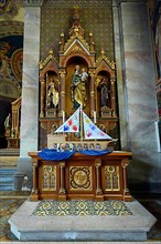 Side altar, Catholic parish church