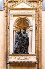 Mural with statues of saints at Palazzo Vecchio, Piazza della Signorina