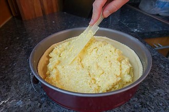 Swabian cuisine, preparing Haertsfelder potato cake