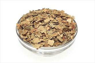Dried leaves of the bitter orange, used as herbal medicine and scent