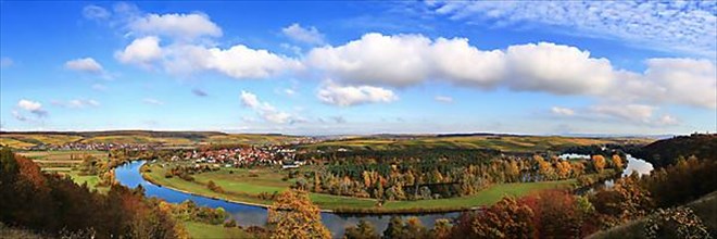 Mainschleife near Volkach with a view of Eisenheim and Fahr. Volkach, Kitzingen