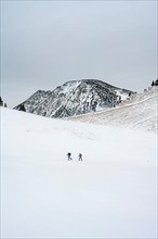 Two lonely ski tourers, Taubenstein