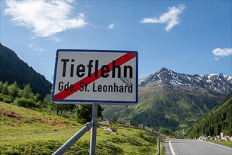 Tieflehn, sign at the end of the village