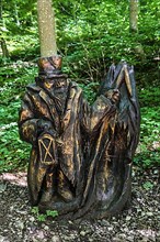 Pfullinger Sagenweg, wooden figure by Billy Troege