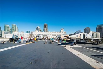 Air carrier museum USS Midway, San Diego