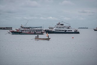 Boats and Ships in Central Pattaya Beach, Pattaya City