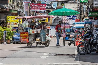 Street vending in Central Pattaya Beach, Pattaya City