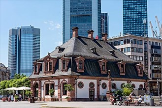 Baroque guardhouse Hauptwache, today with cafe