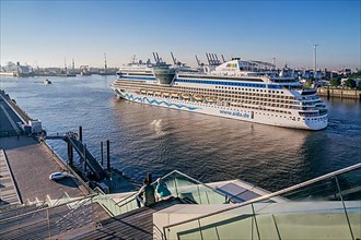 Cruise ship AidaSol in front of the cruise terminal Altona on the river Elbe in the port of Hamburg, Hamburg