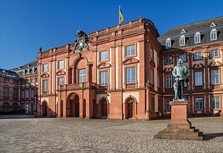 Main portal at the courtyard of honour of the Residenzschloss, Mannheim