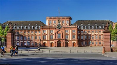 Court of Honour with main portal of the Residence Palace, Mannheim