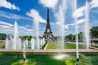 Water fountains in front of the Eiffel Tower, Paris
