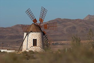Windmill, Los Molinos