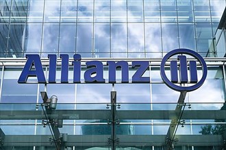 Allianz Beratungs- und Vertriebs-AG Frankfurt, Theodor-Stern-Kai