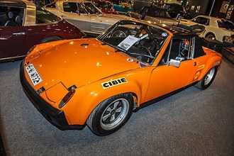 Historic classic sports car Classic Car Porsche 914-4 GT with folding paddle and targa roof, Techno Classica trade fair